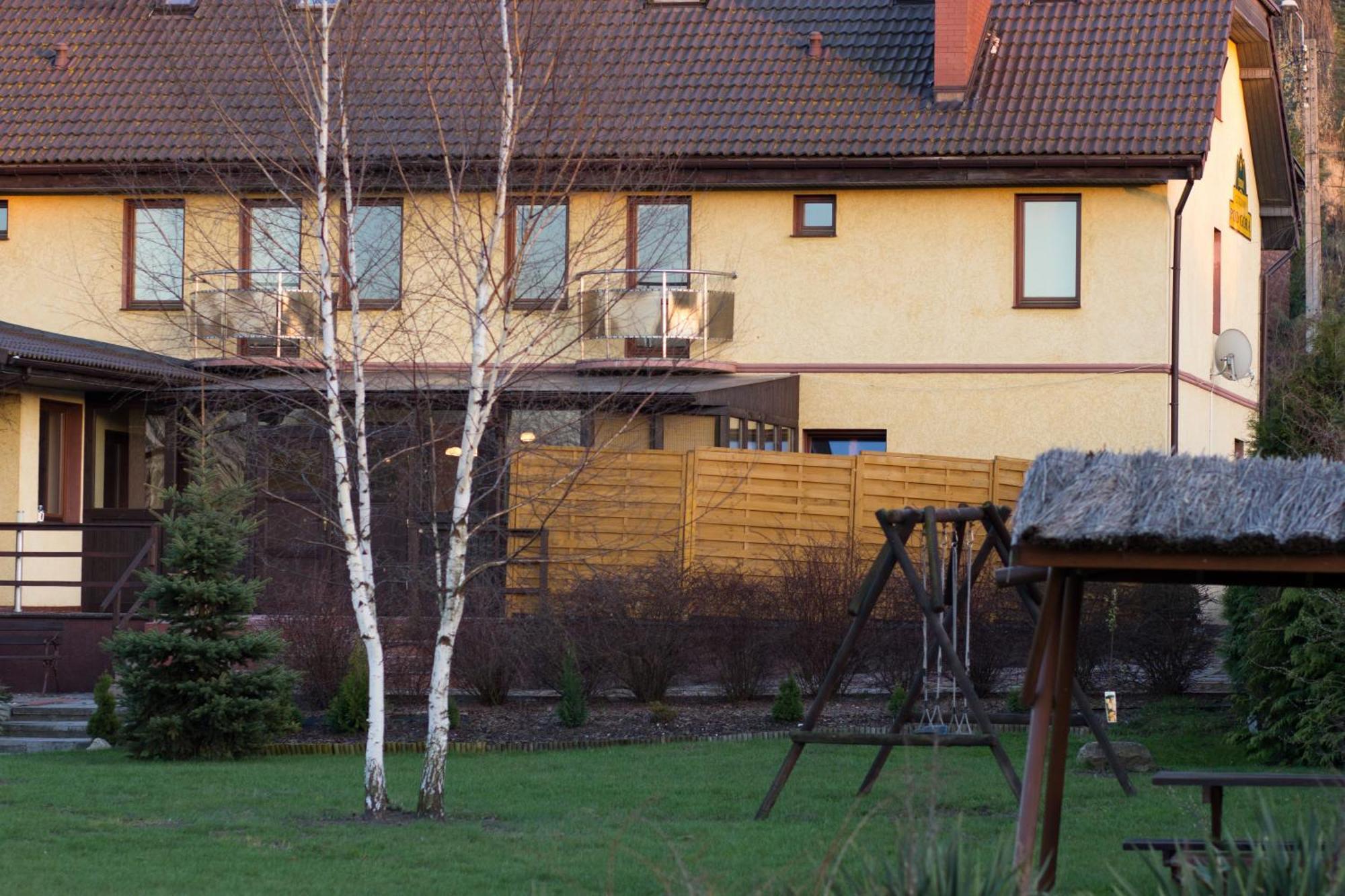 Dom Goscinny Pod Gora Chełmno Exteriör bild