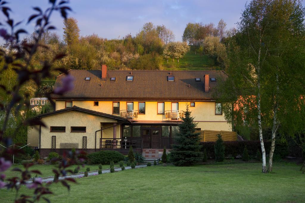 Dom Goscinny Pod Gora Chełmno Exteriör bild